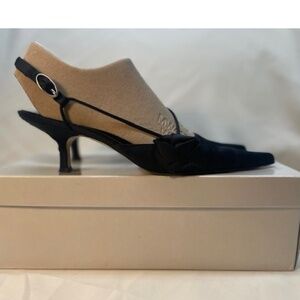 Ann Klein “Ma5Minute To” black satin kitten heels, 7.5 M